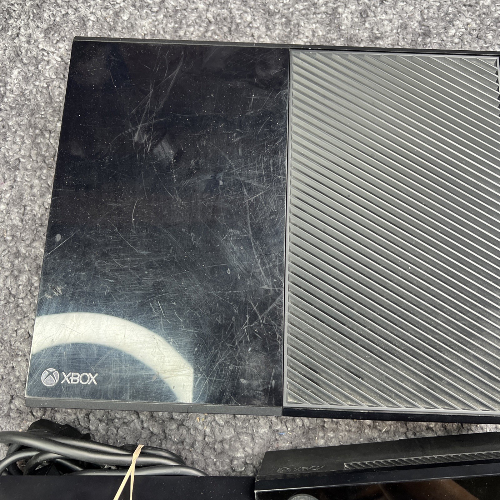 Microsoft Xbox One 500GB Console – Black W/ Kinect TESTED***