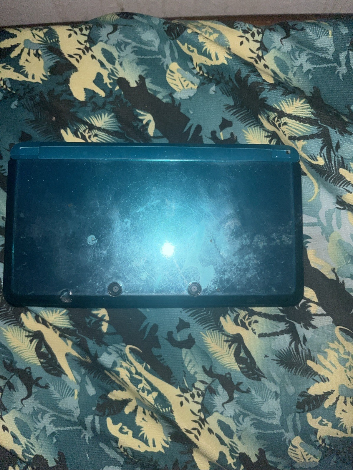 Nintendo 3DS (Comes with Pokémon Y Game)