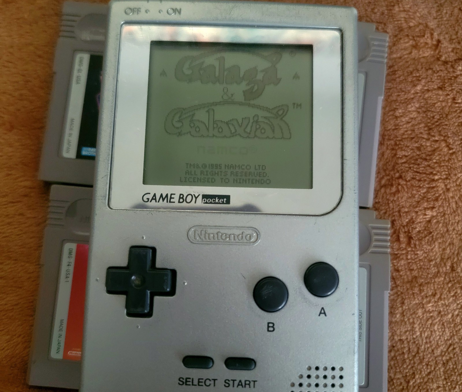 Nintendo Game Boy Handheld System and 5 games, Includes Galaxia and Tetris