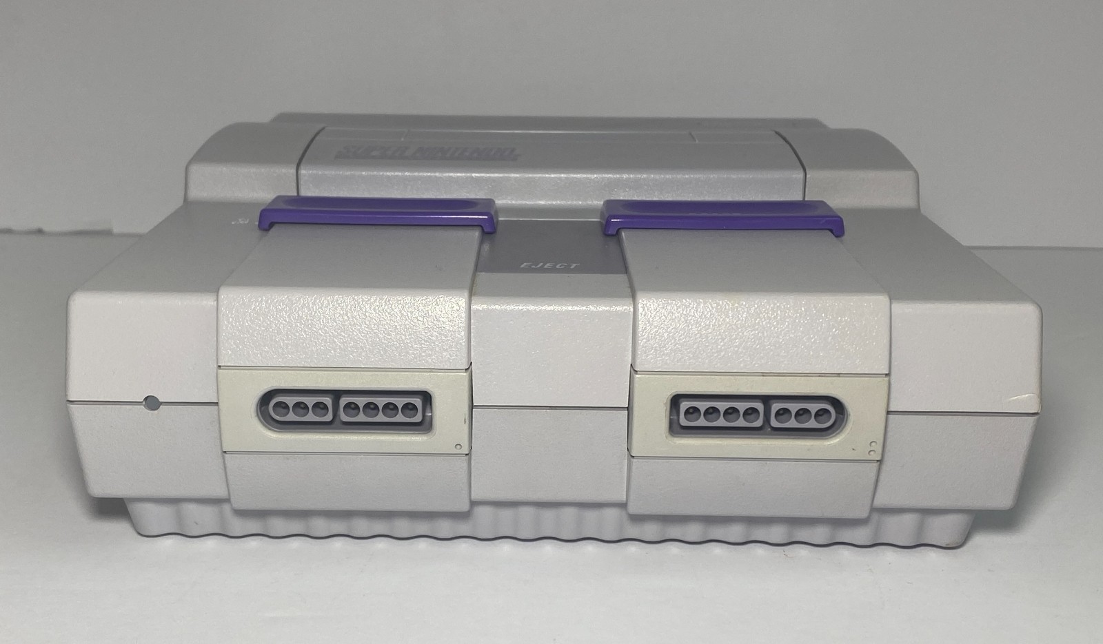 Super Nintendo SNES Console Bundle with 2 Controllers – Tested / Clean