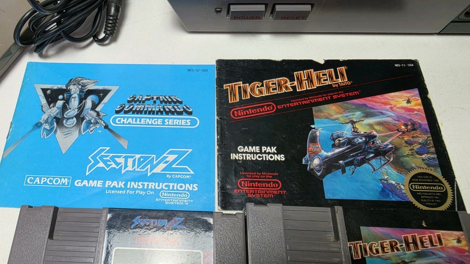 Nintendo NES Console NES-001 Bundle With 3 Games, Controller, Wires