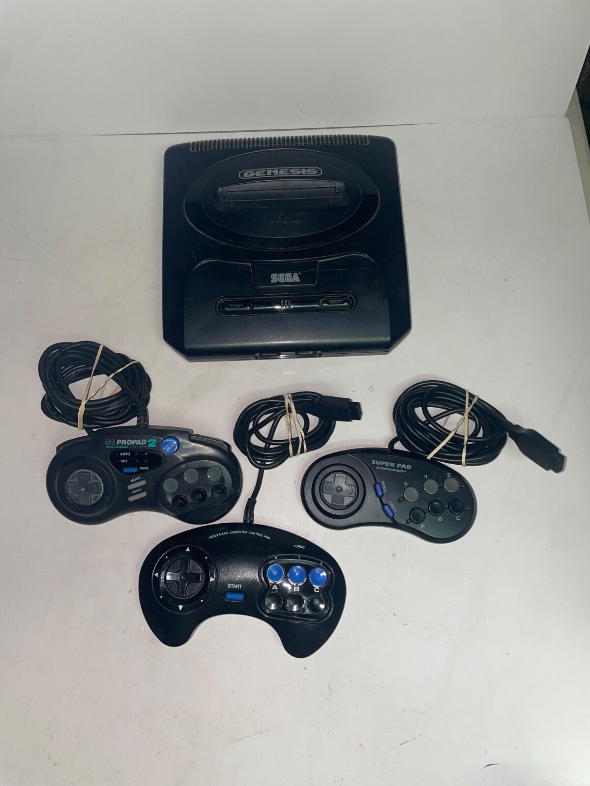 SEGA Genesis Model 2 (MK-1631) Console and 3 Controllers Untested