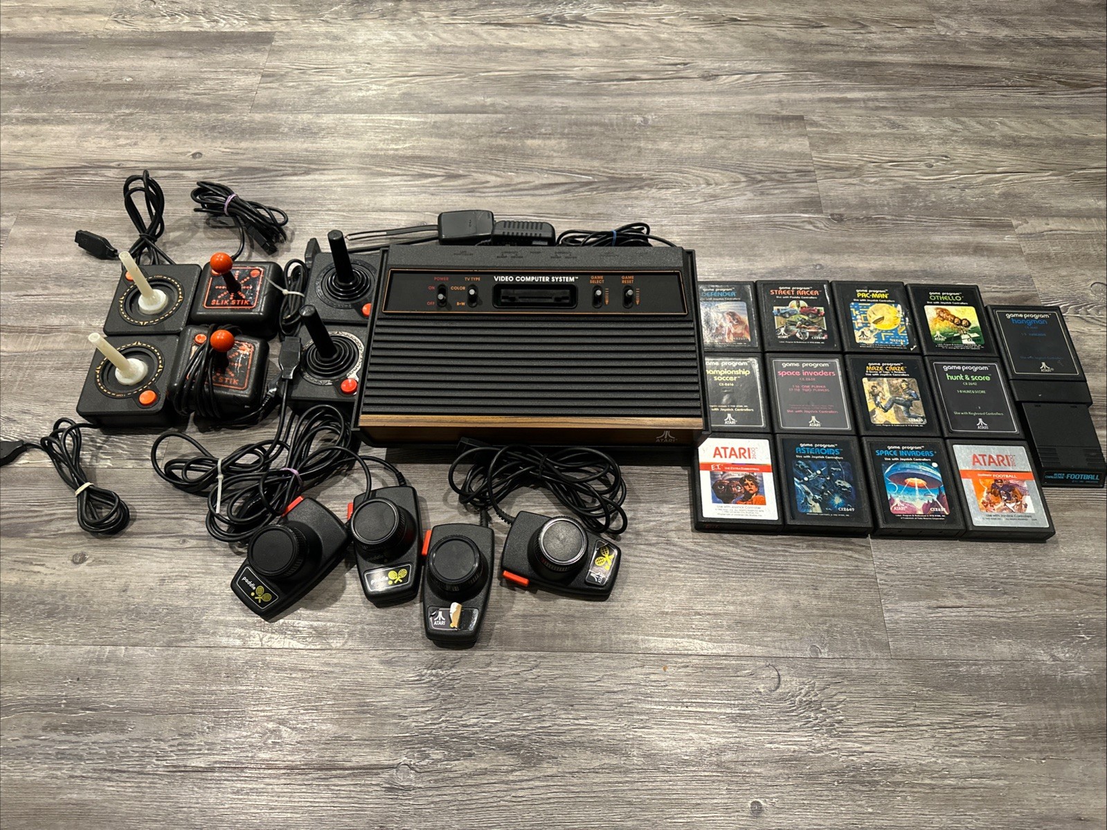 Original Atari 2600 Console CX-2600A – Wood Grain – 14 games – Extras Working