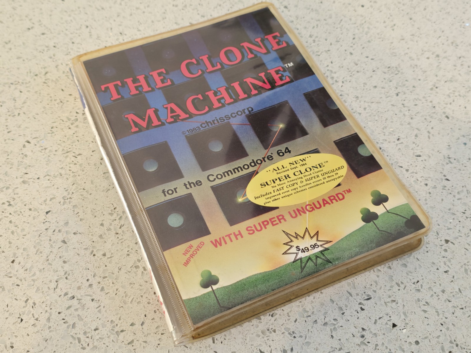 COMMODORE 64 THE CLONE MACHINE 1984 w/ Floppy & Manual 1980s Vintage
