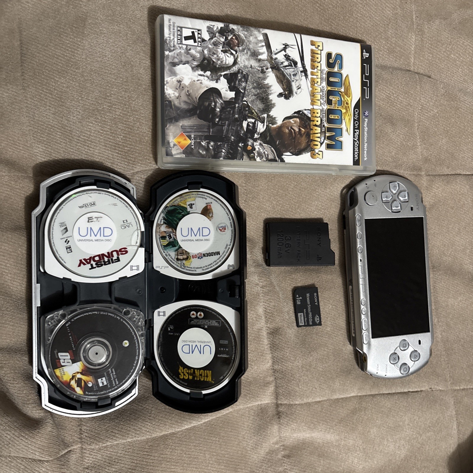 Sony PSP-3000 Portable Mystic Silver Handheld System With 12 Games And Charger