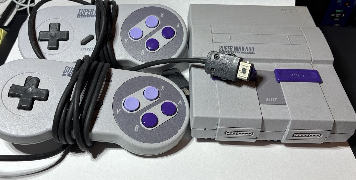 Mini Super NES Classic Edition SNES Gray Purple Nintendo