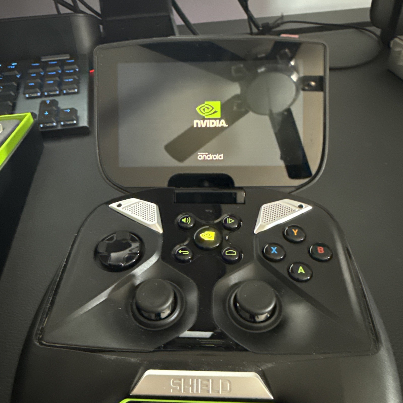 NVIDIA SHIELD Portable P2450 – Retro Android Console – Rare Collector’s Item