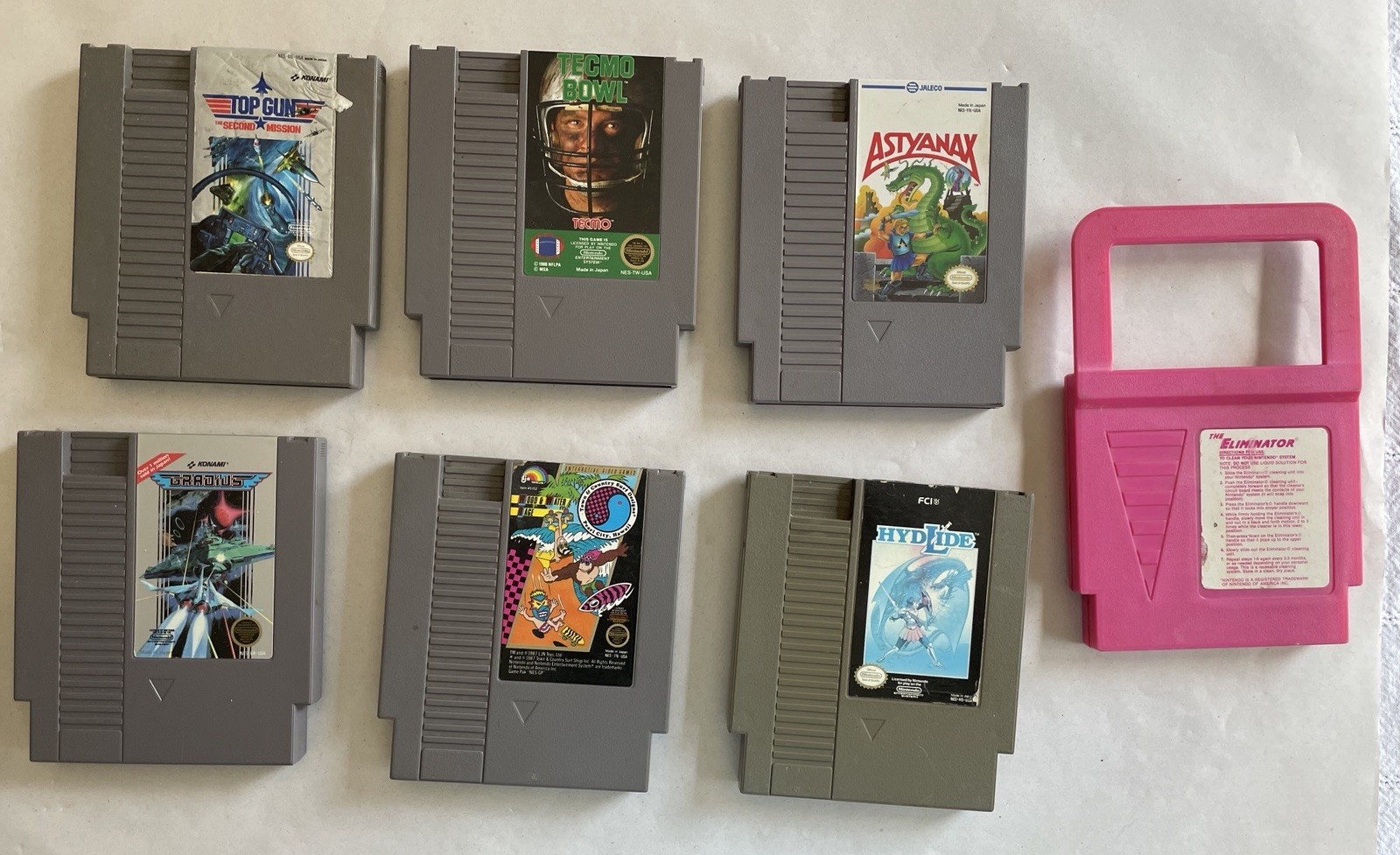 Nintendo NES-001 Console Bundle – 2 Controllers + 6 Games – Untested – No Cables