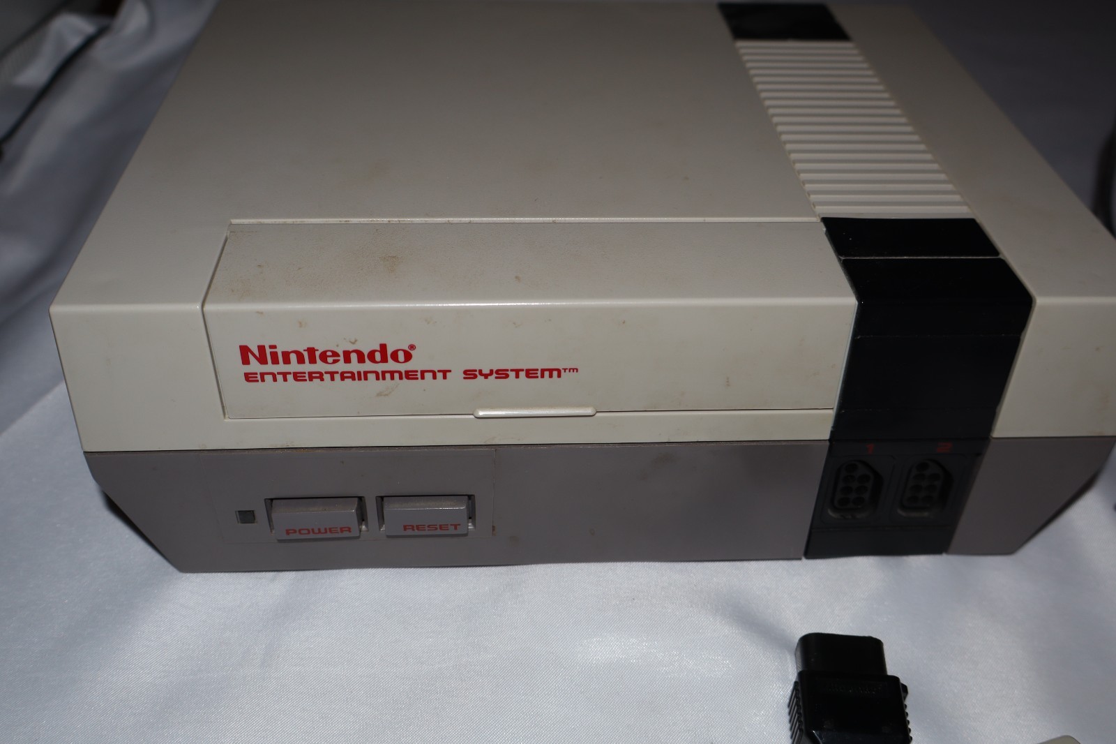 Nintendo NES Console 2 controllers A/V cord On Red Blinking Light Repair Parts