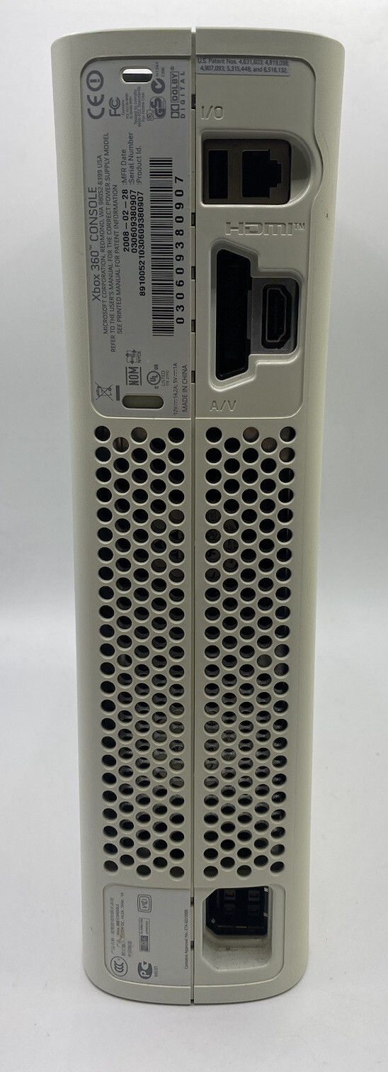 Microsoft Xbox 360 Core System White Console. Does Not Read Games. For Parts