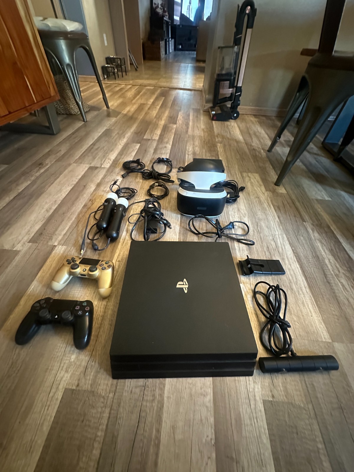 Sony PlayStation 4 Pro + PSVR bundle w/ 2 controllers/camera (all working)