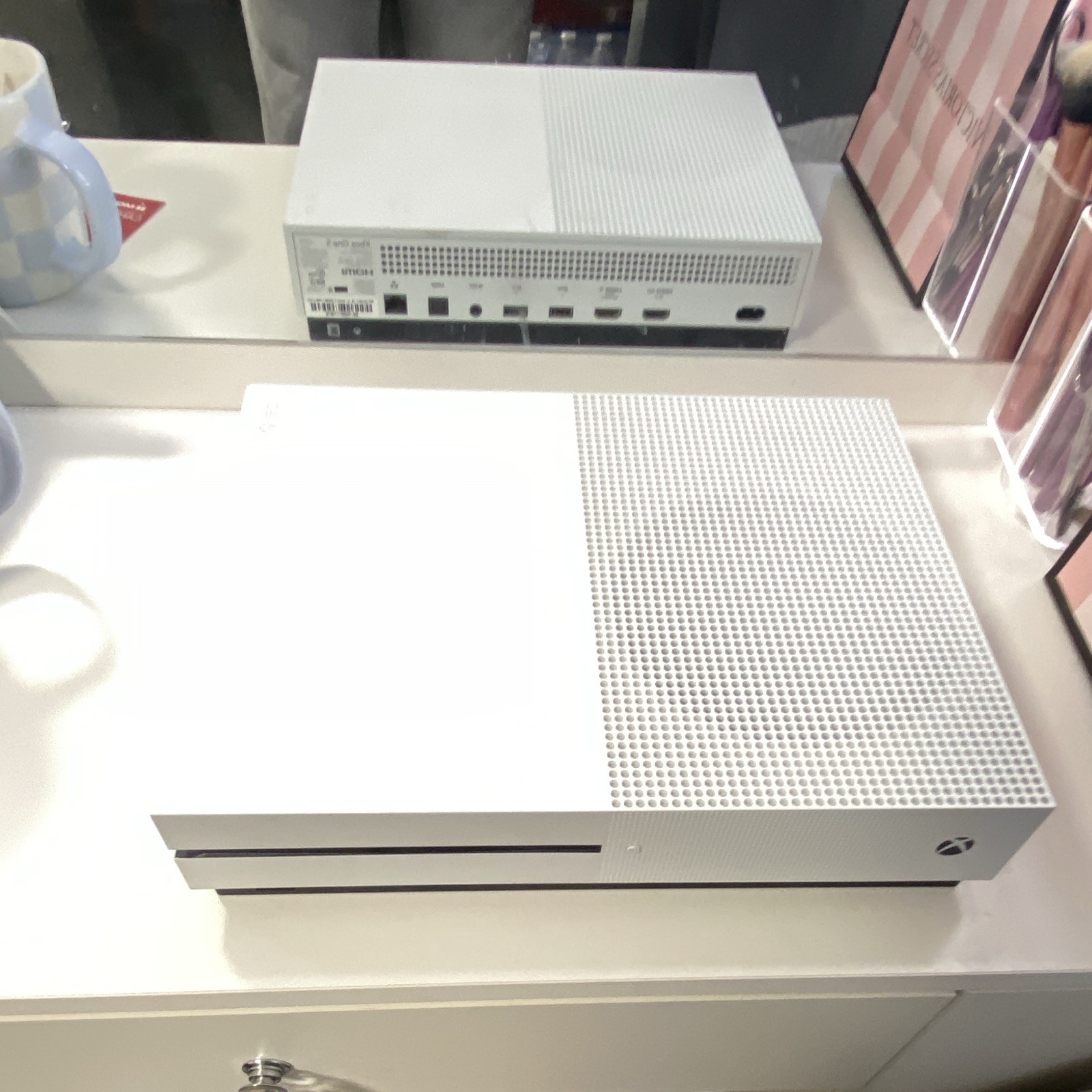 Microsoft Xbox One S 1TB White Console 4K Wi-Fi w/ Wireless Controller & cord