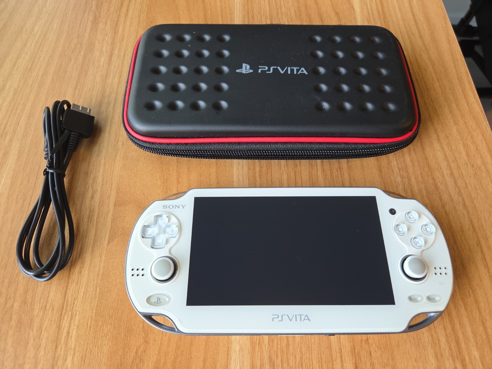 SONY PS Vita PCH-1100 Crystal white W/ Charger