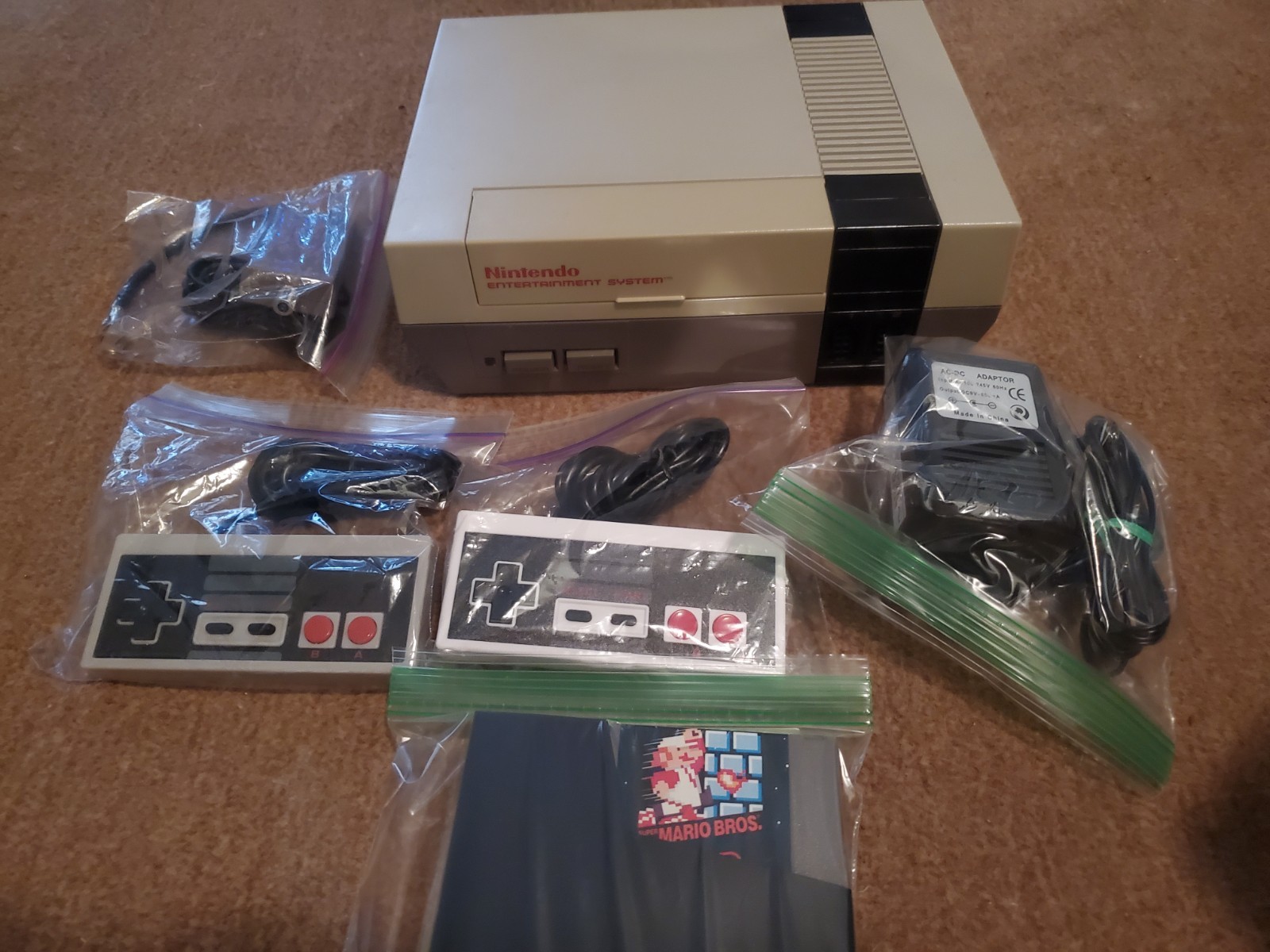 Nintendo Entertainment System (NES-001) Fully Functional, WITH Accessories