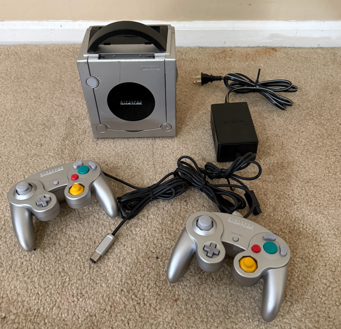 Nintendo GameCube DOL-001 Silver Console Game Boy Player 2 Controllers + Madden