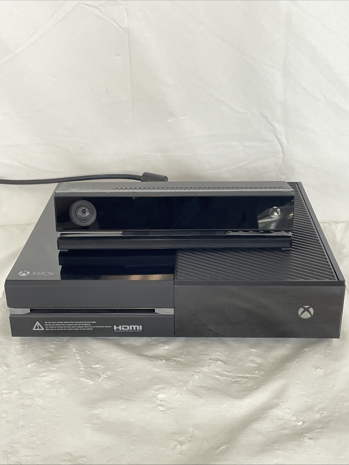 Microsoft Xbox One Model 1540 500GB Bundle w Kinect Model 1520 Issue Disc Drive