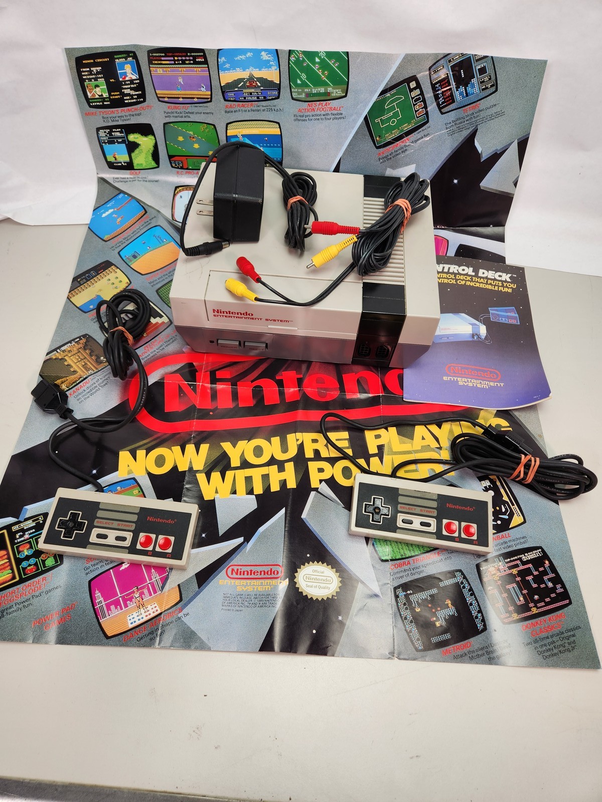Nintendo NES-001 Original Console System w/ 2 Controllers & AC Adapter Untested
