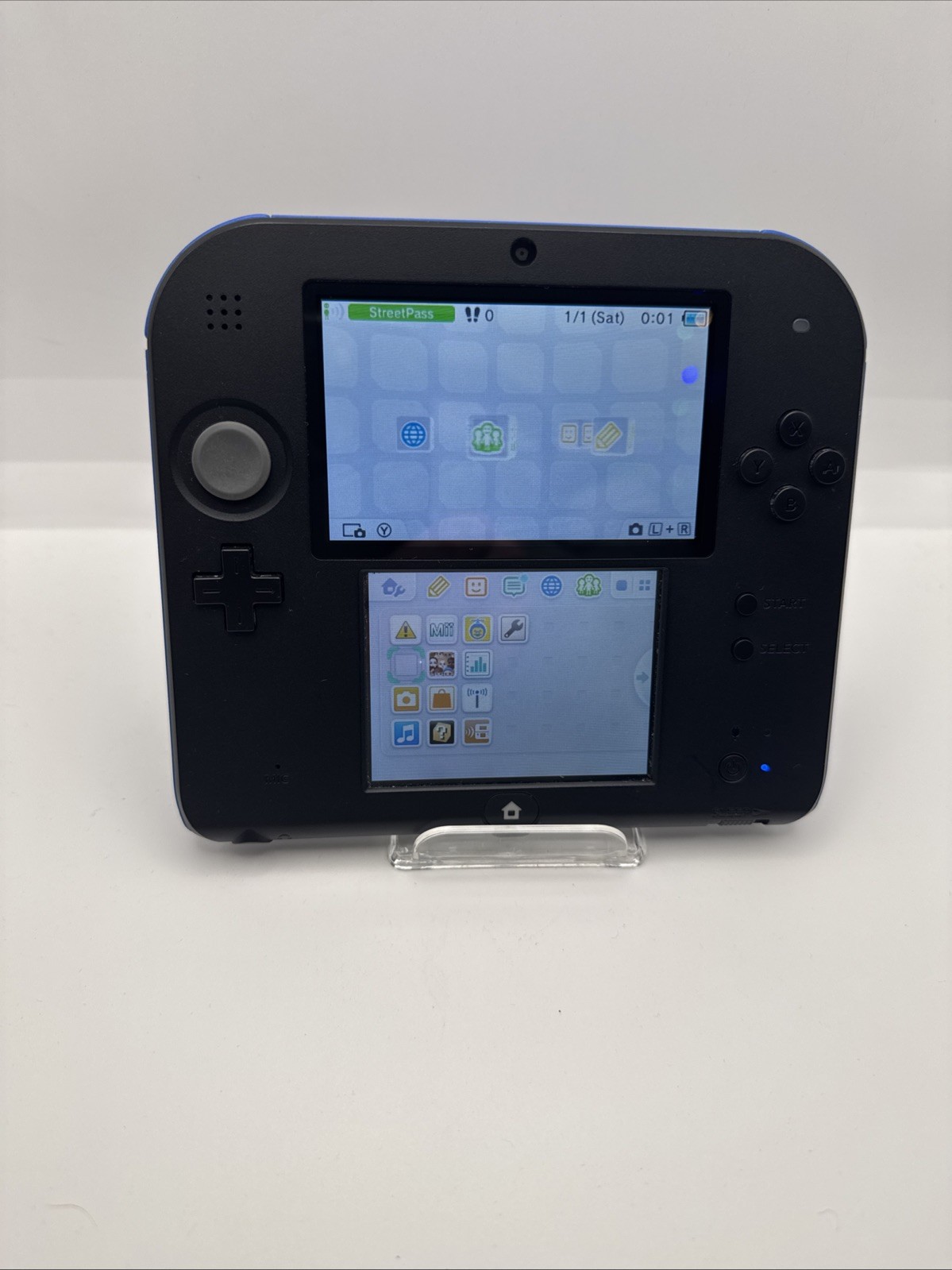 Nintendo 2DS Electric Blue Console – Complete CIB – Great Condition – Tested