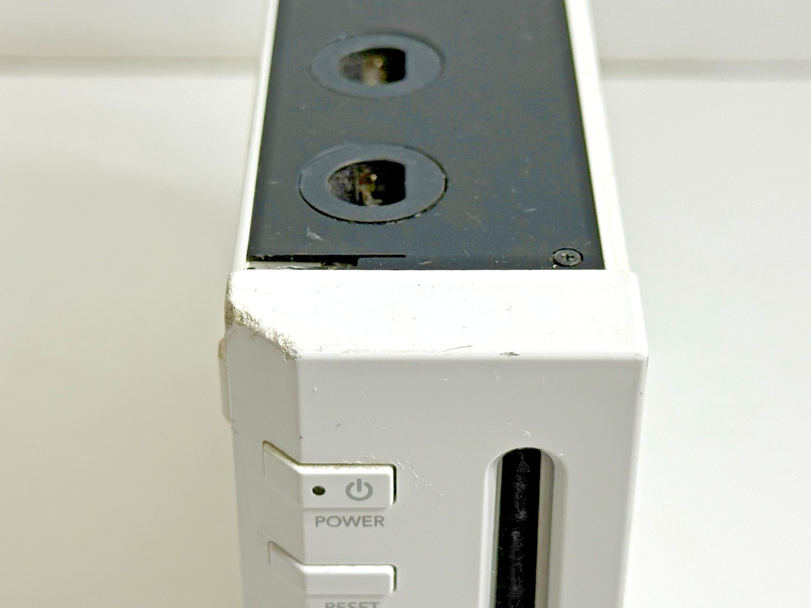 Nintendo Wii Console Console Only White For PARTS/REPAIR Powers On RVL-001 (PR6)