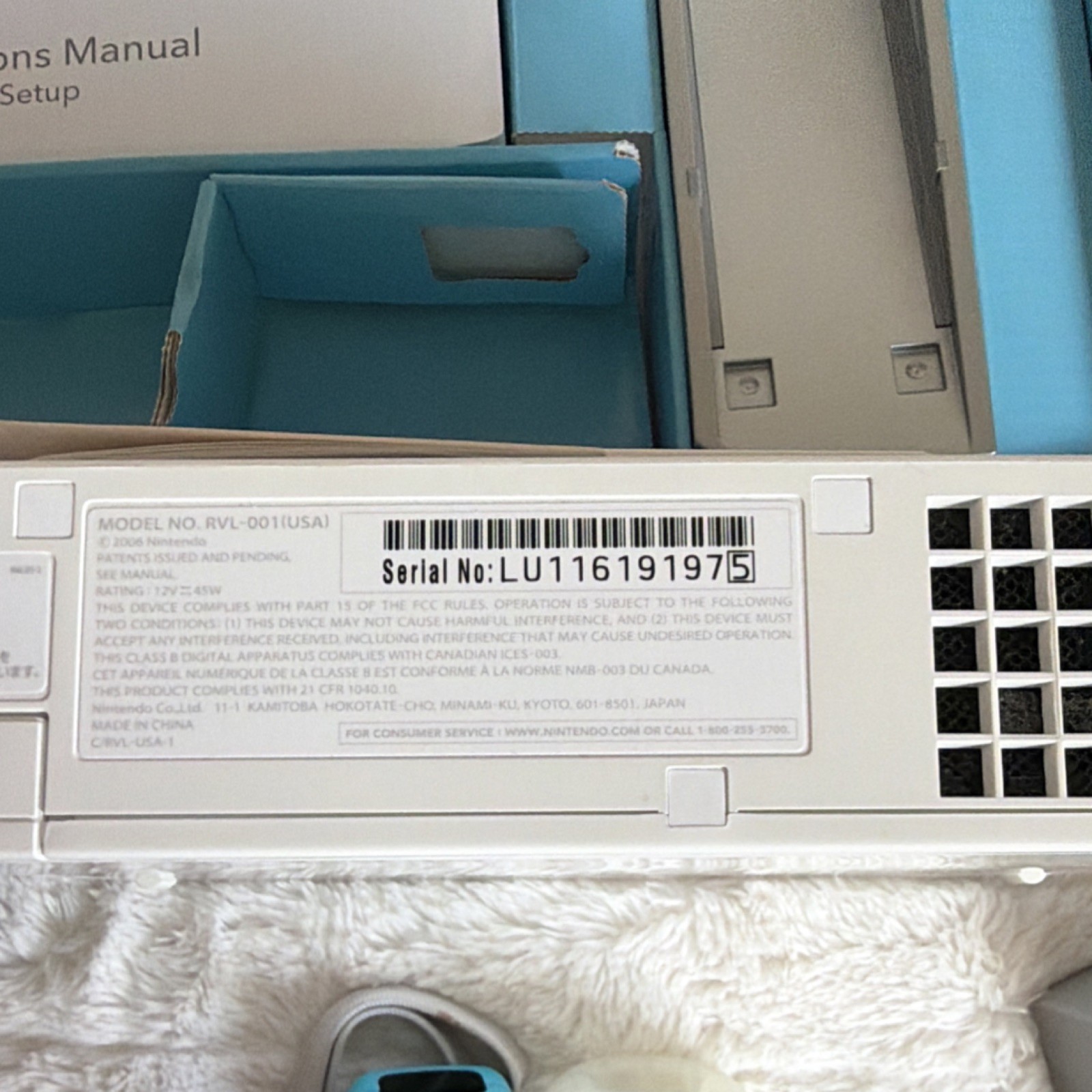 Nintendo Wii RVL-001(USA) White Console Bundle w/ Wii Sports, Remote, Box Tested