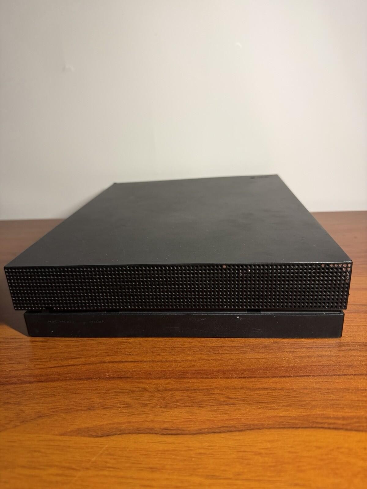 Microsoft Xbox One X 1TB Console Gaming System Black 1787 Read Desc