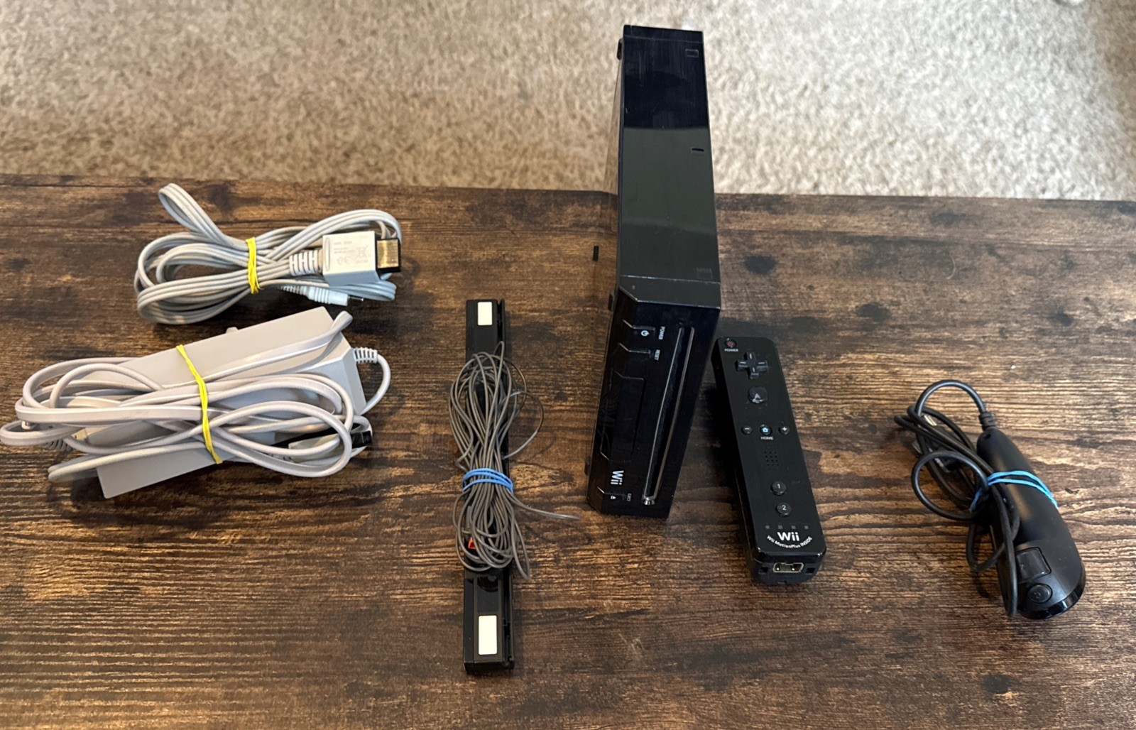 Nintendo Wii Console RVL-101 Black System with OEM Remote Motion Plus Tested