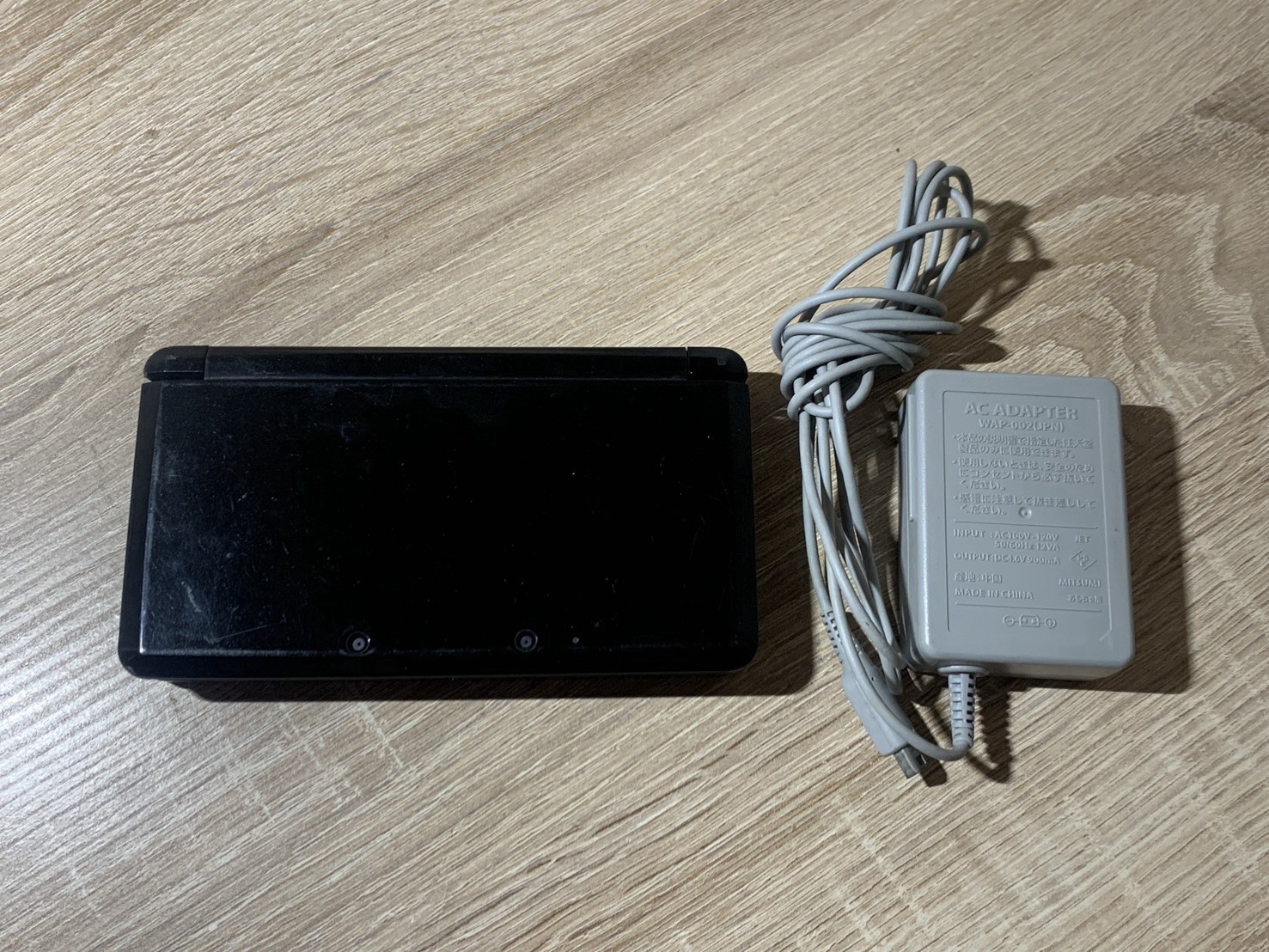 0822 Nintendo 3DS Clear Black For Parts