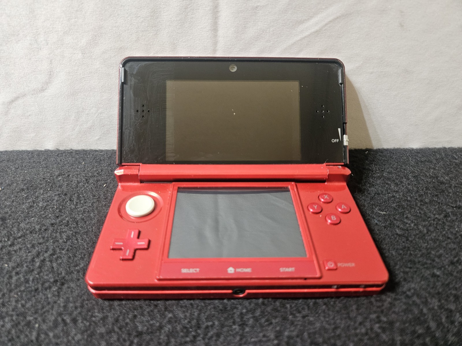 Nintendo 3DS Original Flame Red New Battery No Charger/Stylus Tested