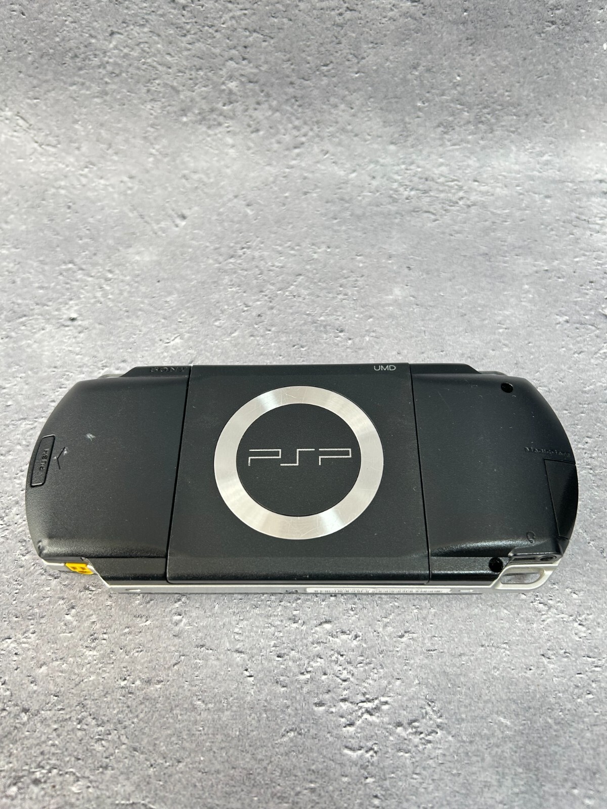 Sony PSP-1000 Console / battery＋charger＋memory stick random 3 games from US