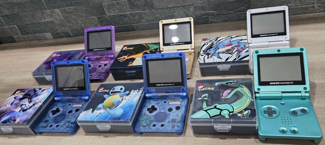 Nintendo Gameboy Advance SP Pokémon Reshell Choose your favorite color