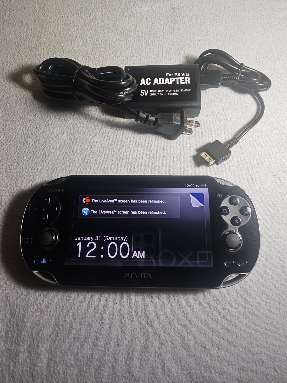 Sony PS Vita PCH-1001 Handheld System Black With Charger