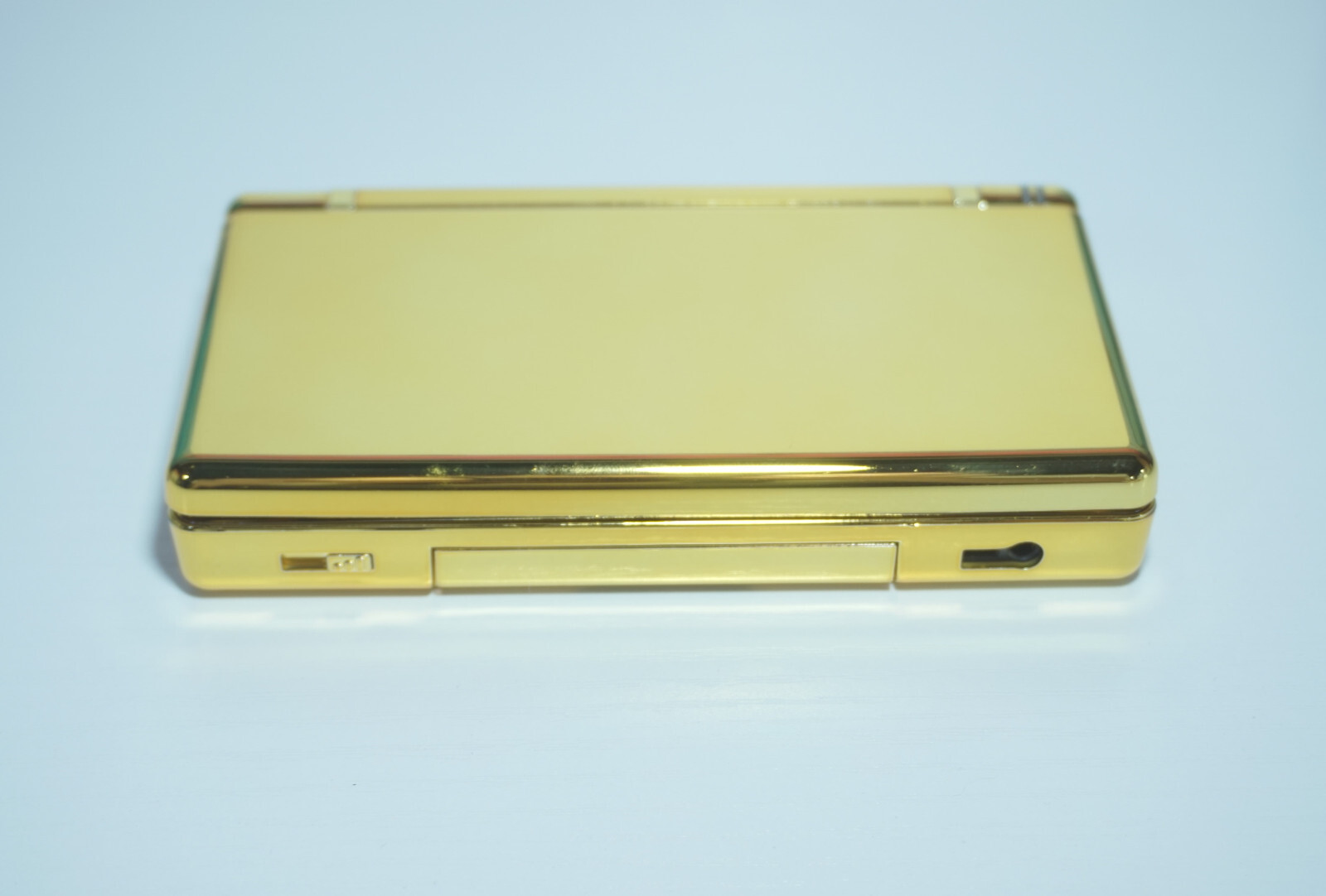 Nintendo DS Lite Shiny Glossy Metallic 24K Gold Handheld Game System w/ Charger