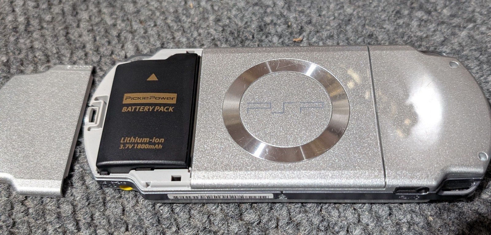 Sony PSP-2001 Silver Daxter Bundle w/ Charger, Battery, Case & UMD Games