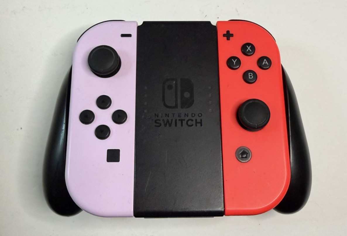 Nintendo Switch OLED HEG-001 Handheld + Split Pad Pro + 256GB MicroSD + Game