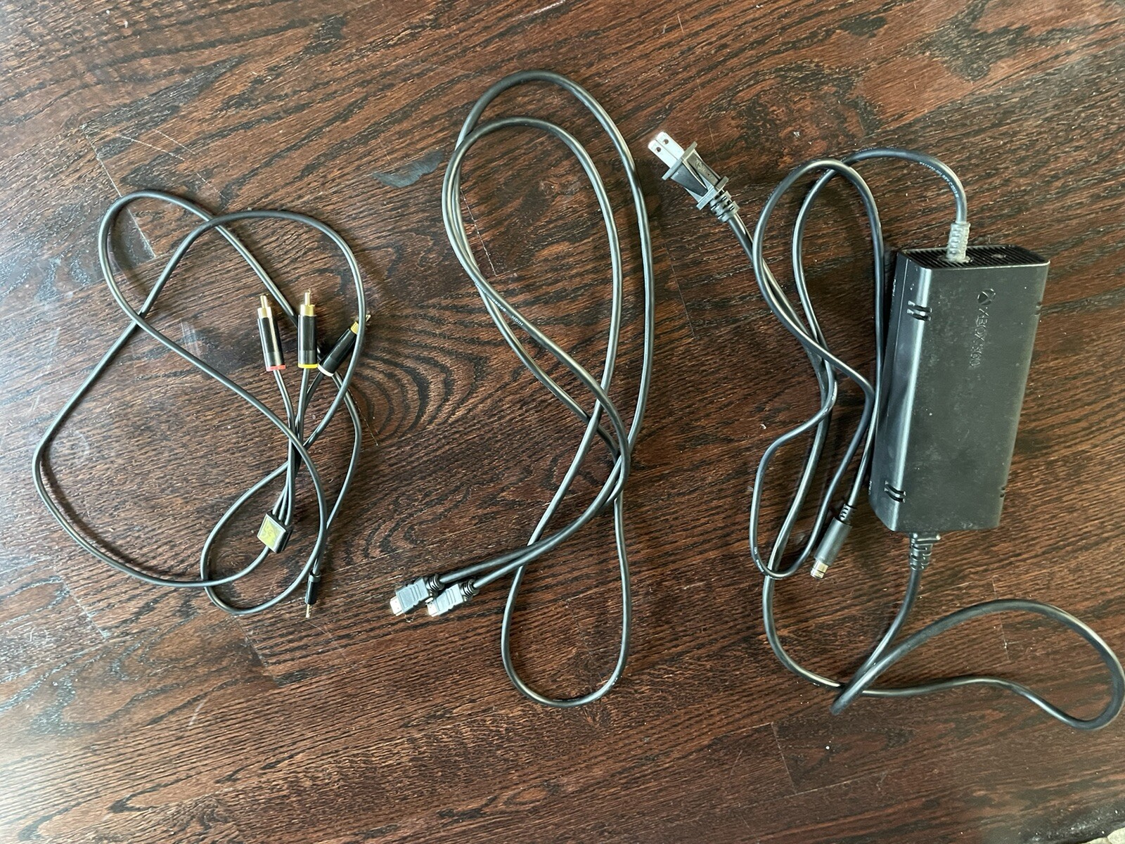 Microsoft Xbox 360 Console and Kinect sensor, black, used, good condition