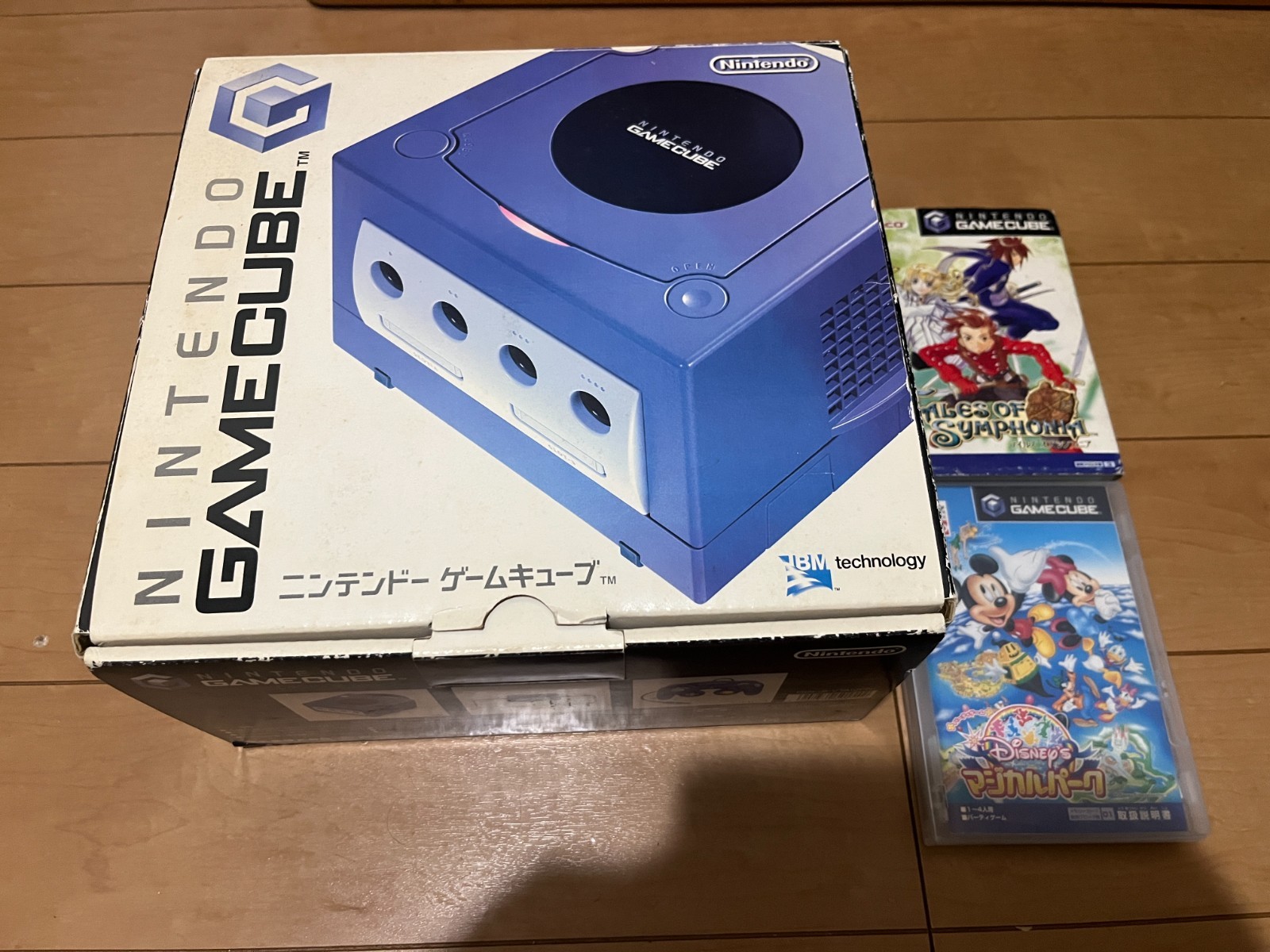 Nintendo GameCube Console & Controller Violet Color with BOX and Manual 2 Games