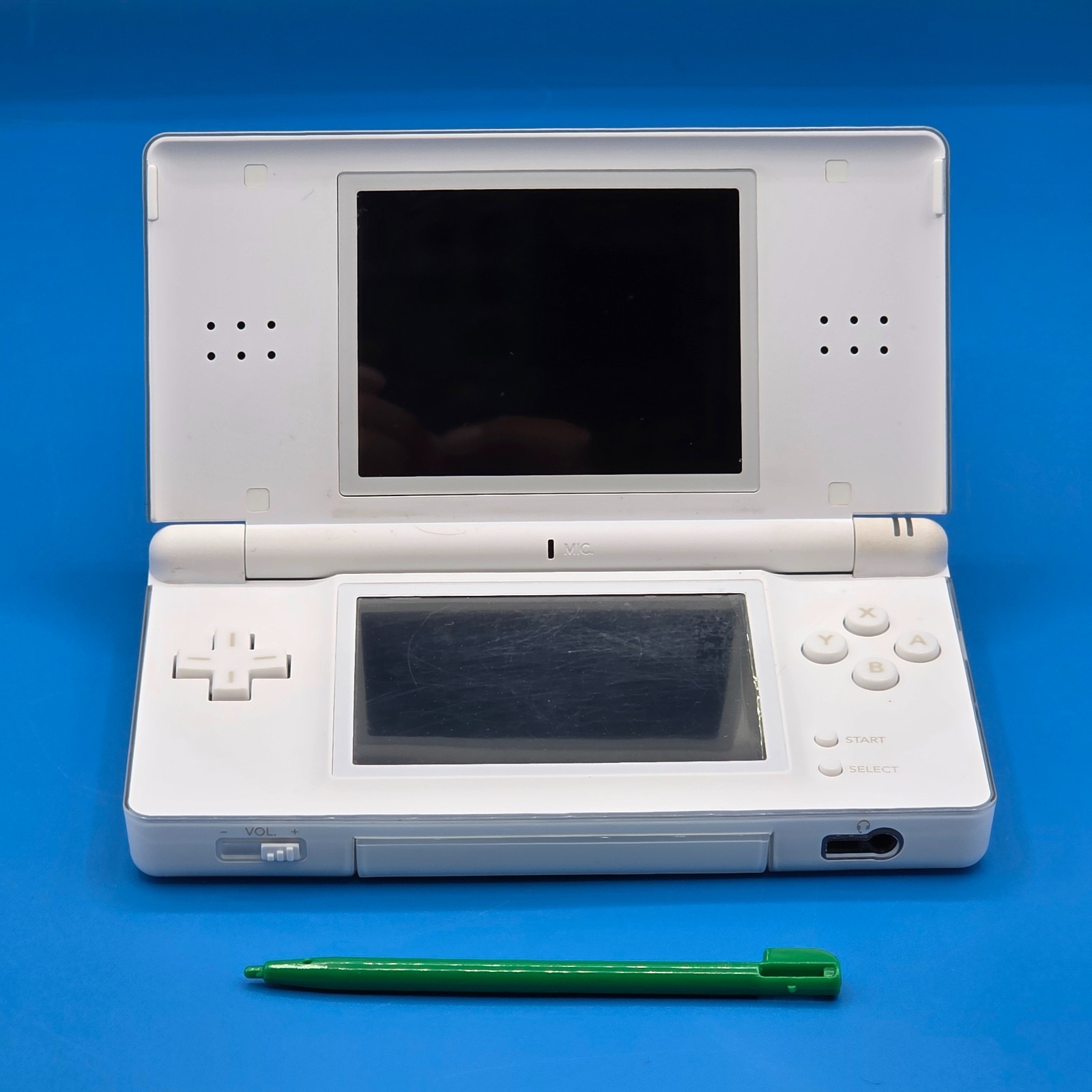 Nintendo DS Lite Console USG-001 Polar White