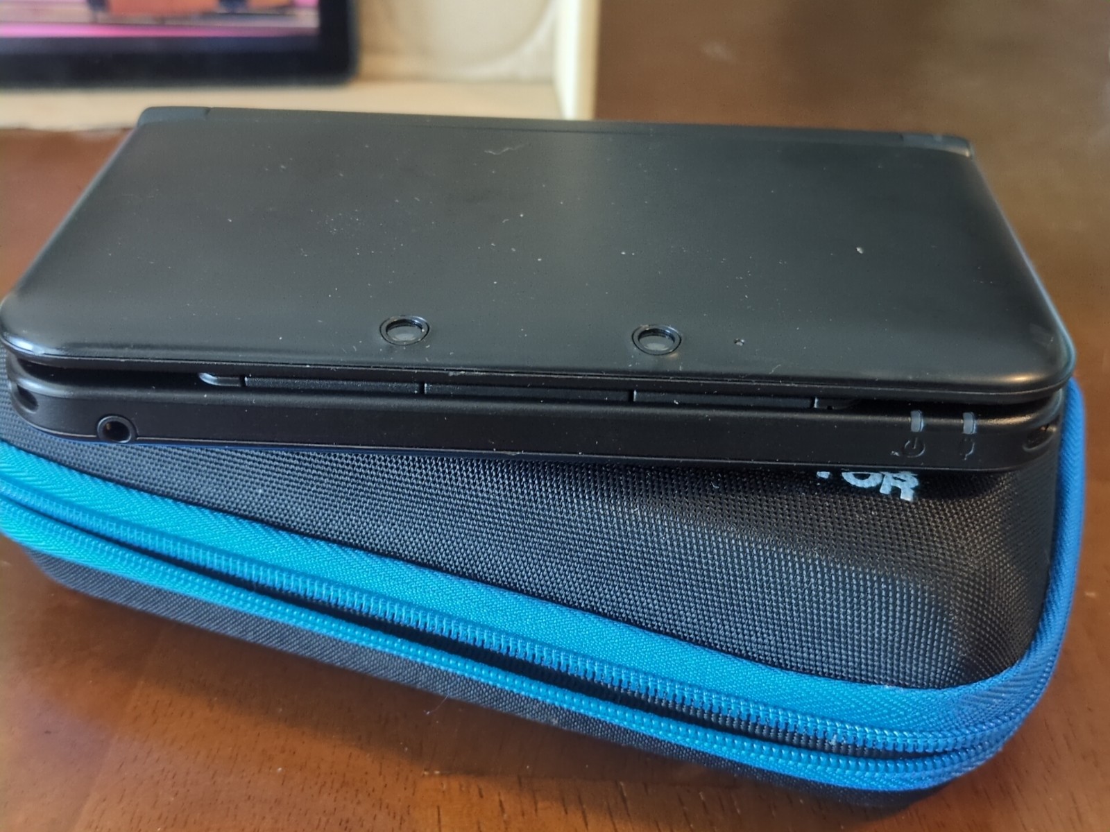 Nintendo 3DS XL LL Metallic Black Console W/ Case, Games, 16GB SD Card