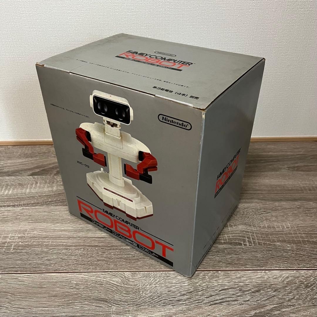 Nintendo Famicom Robot R.O.B. HVC-012 (Robotic Operating Buddy) +Block Set W/Box