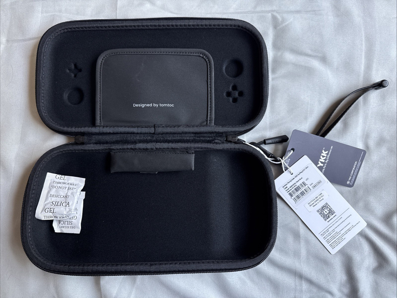SuiPlay 0X1 Handheld Gaming Console AMD 7840U, 512GB SSD, 16GB RAM + **2 Cases**