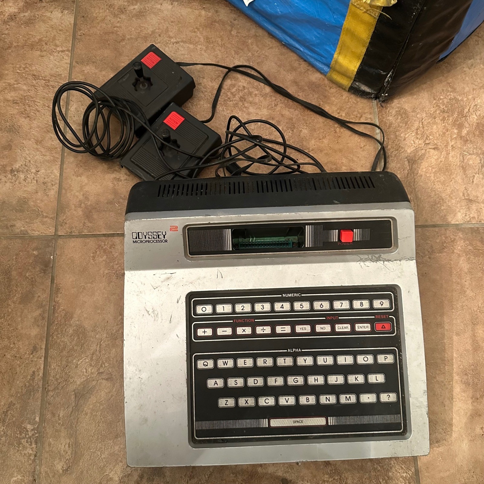 Magnavox Odyssey 2 Video Game System Console with 2 Joysticks Silver Black 1978