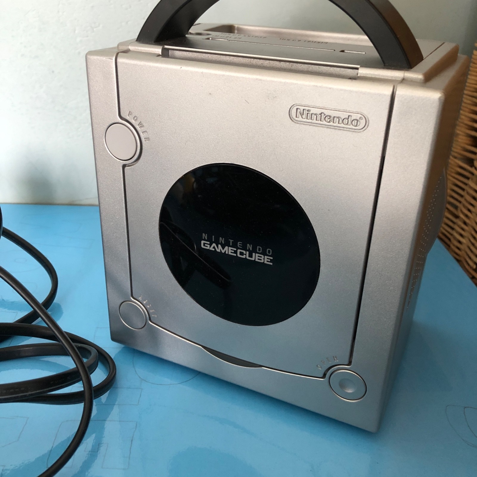 Nintendo Gamecube Console USADOL-001 Platinum Limited Edition in Box (No Manual)