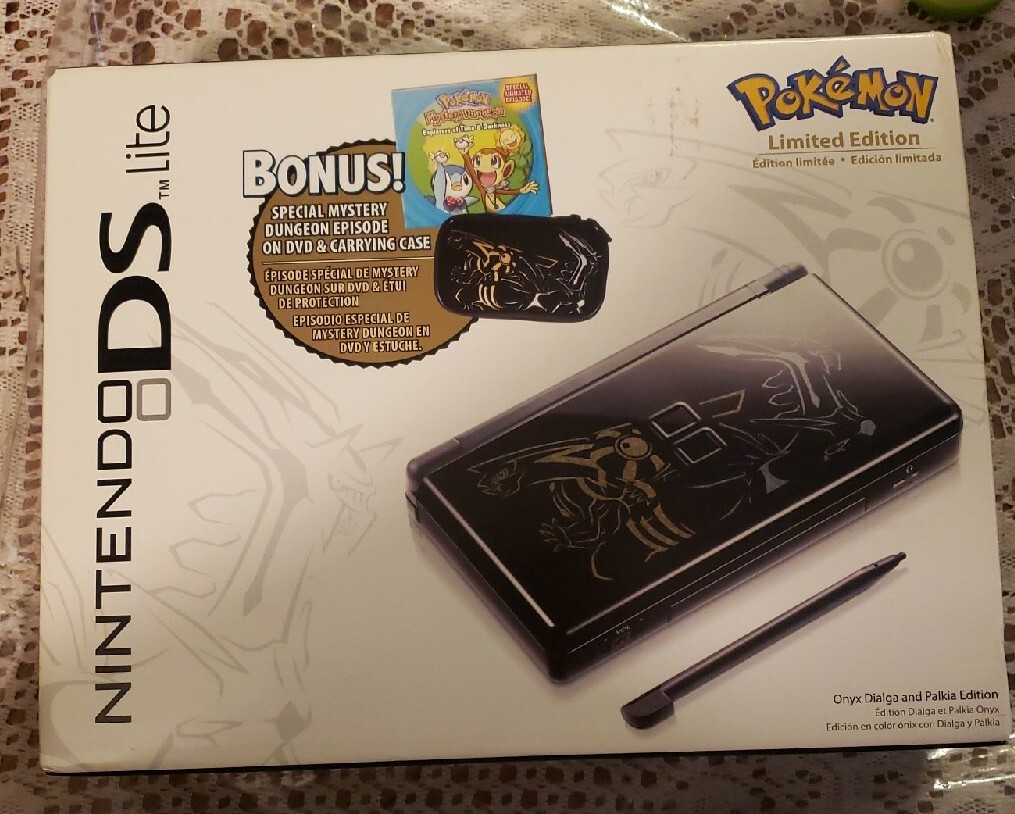 Nintendo DS lite Special Edition Pokemon Black Console Bundle New Read