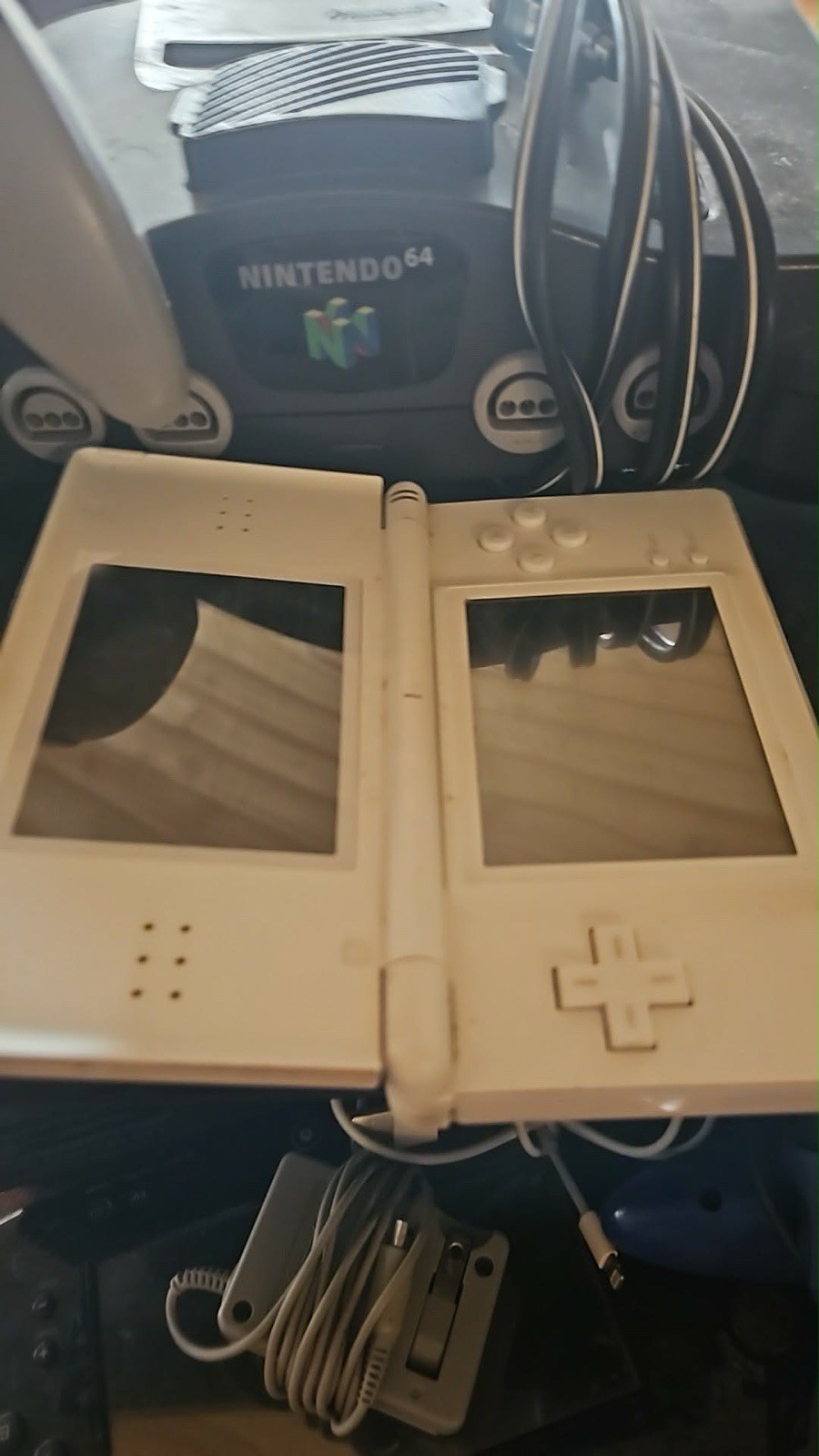 Nintendo DS Lite Handheld System – White (13306461)