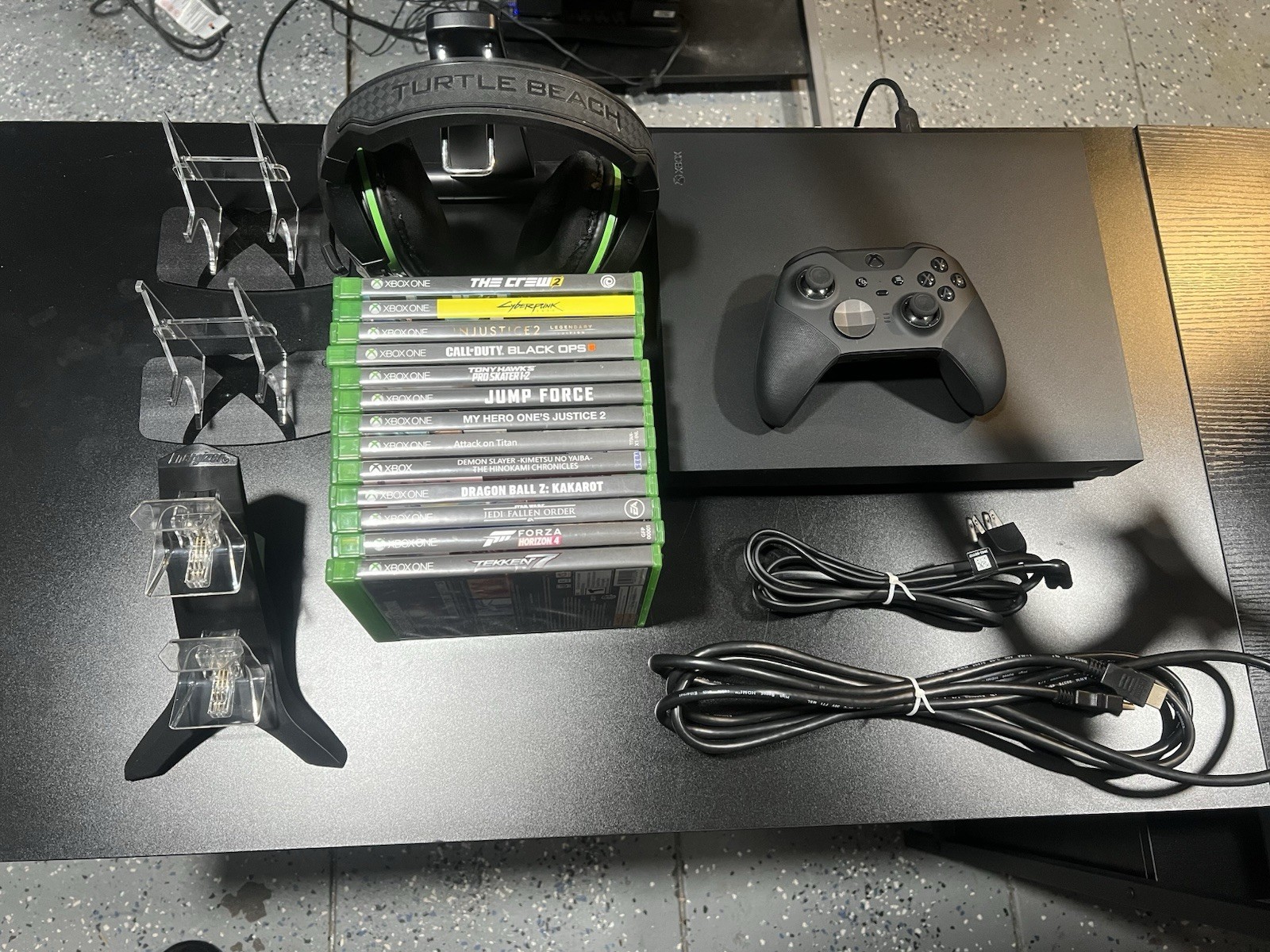 Microsoft Xbox One X 1TB 4K UHD Home Console Bundle Pack Black