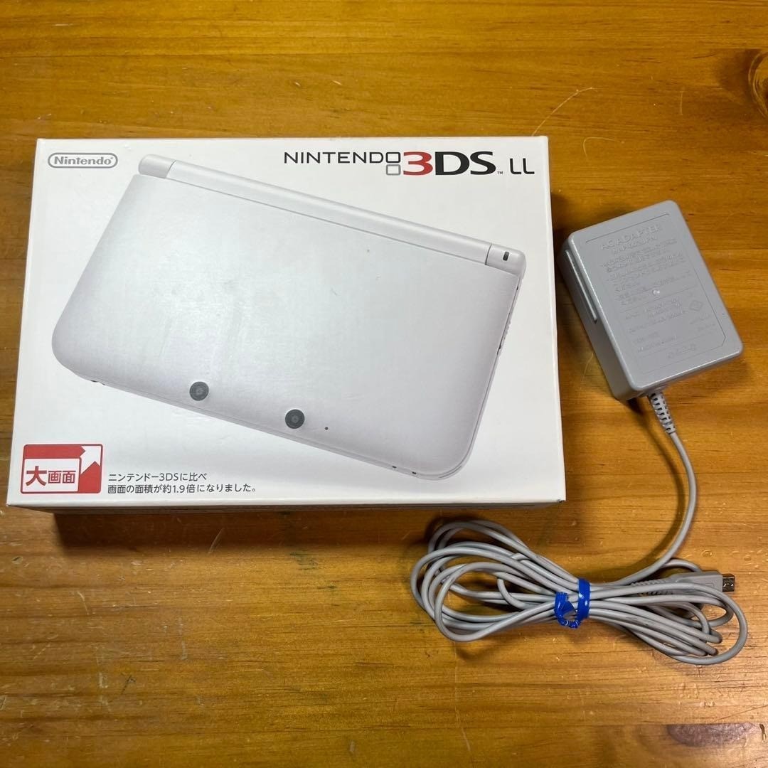 Nintendo 3DSLL White 6146 From Japan