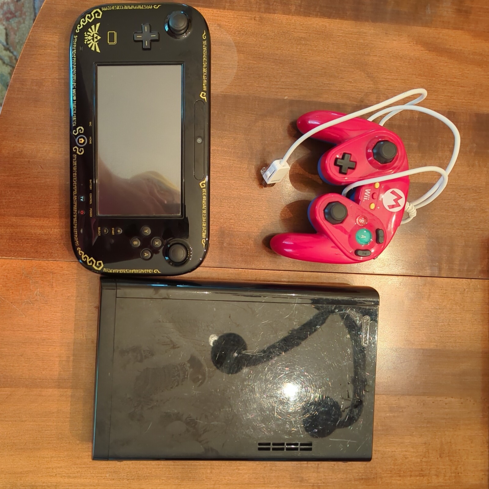 Nintendo Wii U Wind Waker Edition With Cables