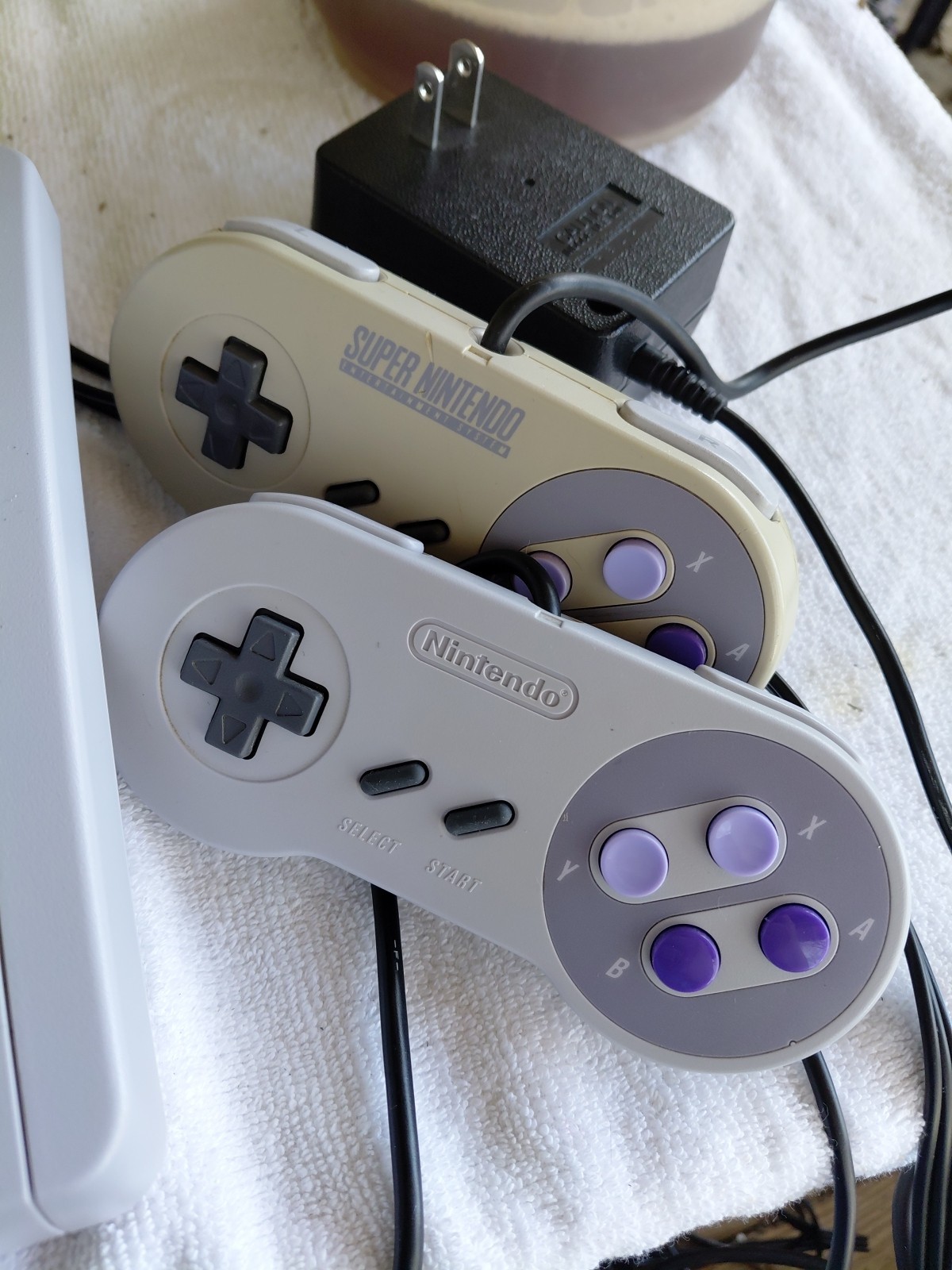 90s Super Nintendo Entertainment System MINI SNES Jr Console SNS-101 Game Bundle