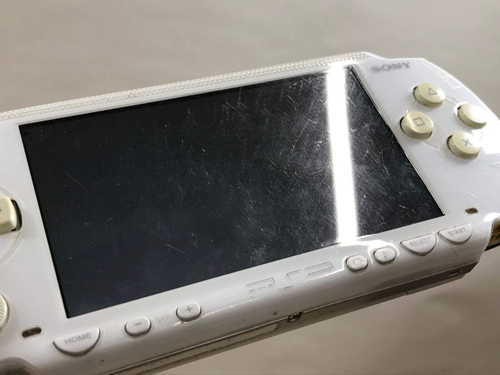 PSP-1000 CERAMIC WHITE Console Japan – With Defects GE1692