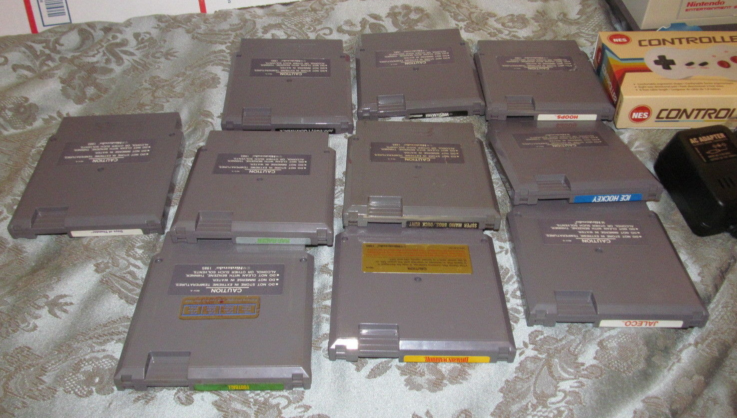 Nintendo NES Console System 2 dog bone & 10 Game Mario Bundle Tested / Works